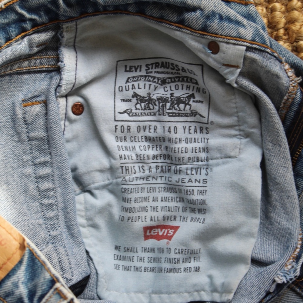 Levi’s Mom Jeans - image 5